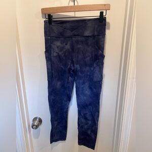 Lululemon Invigorate 23" Crop Diamond Dye Naval 6